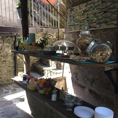 לינה וארוחת בוקר Il Mulino Di Aurora 3*